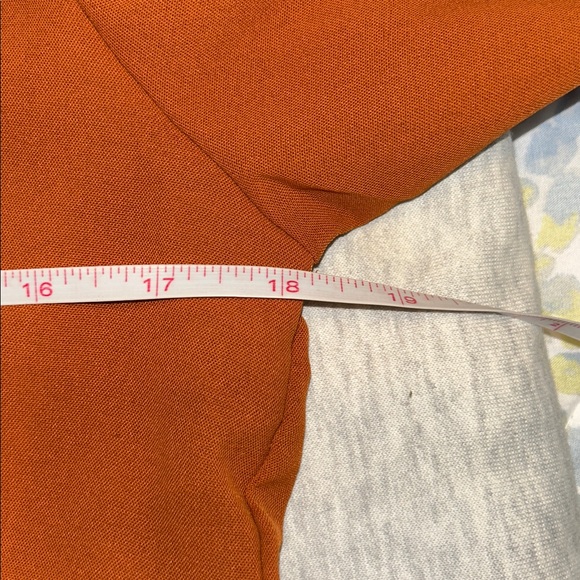 Boutine LA Rust Orange Tiered V-Neck Long Sleeve Dress - Picture 8 of 9